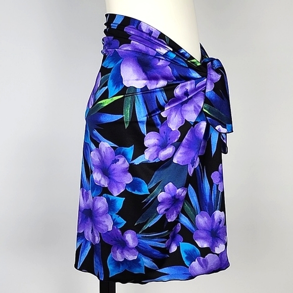 Sarong Beach Wrap Tropical Purple Blue Floral  Print Stretch Drape Knee-Length - Picture 2 of 7